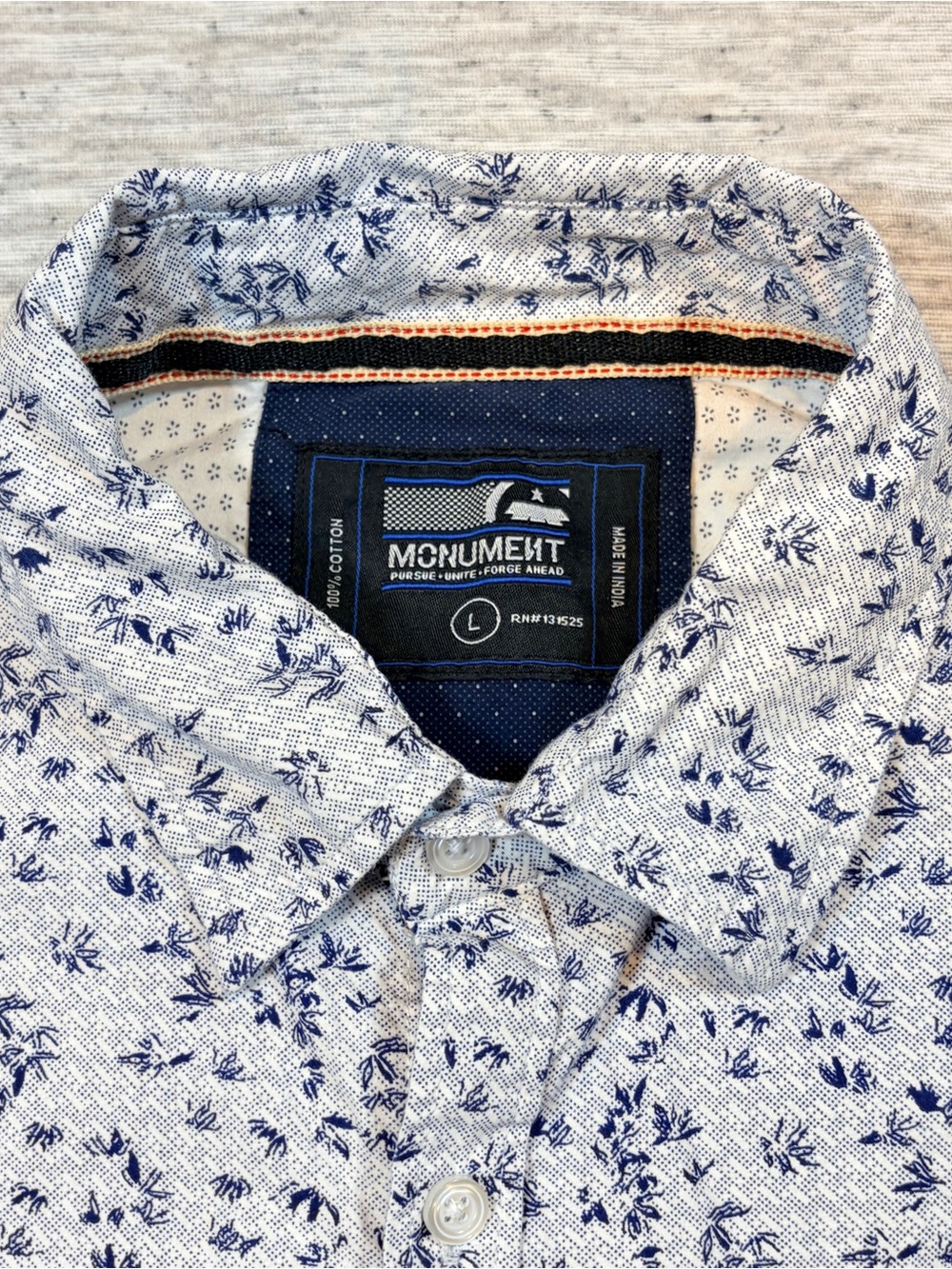 Monument Mens Button Down Short Sleeve Shirt Blue Leaf Pattern Size Large